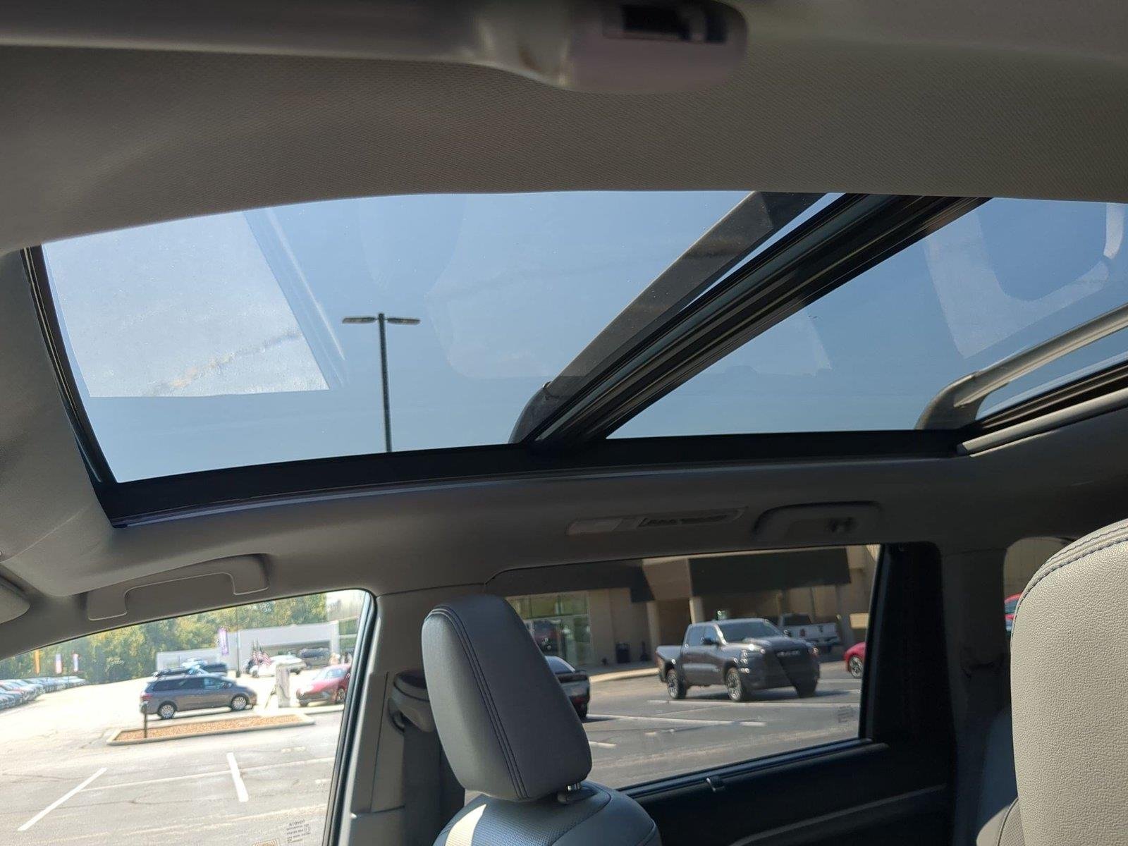 Certified Used 2019 Blizzard Pearl Toyota Limited Platinum image 23