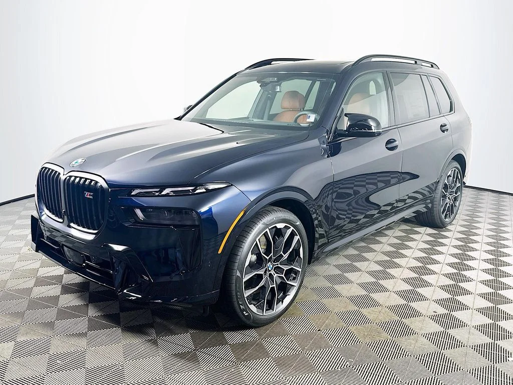 2026 BMW X7 M60i's photo