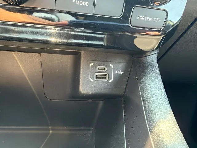 Used 2023 White Jeep Sport image 24