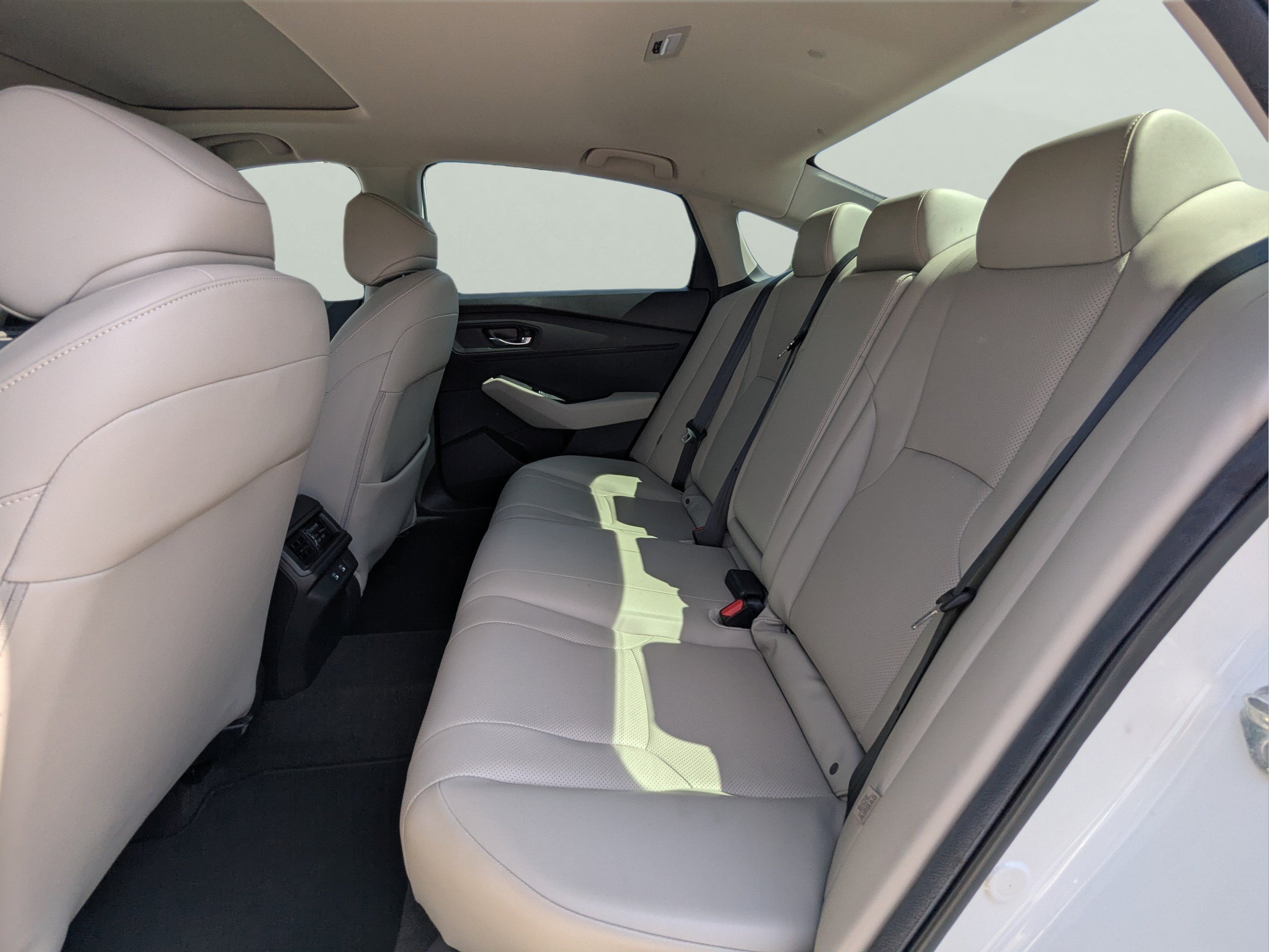 2023 Honda Accord Hybrid EX-L - Photo 10