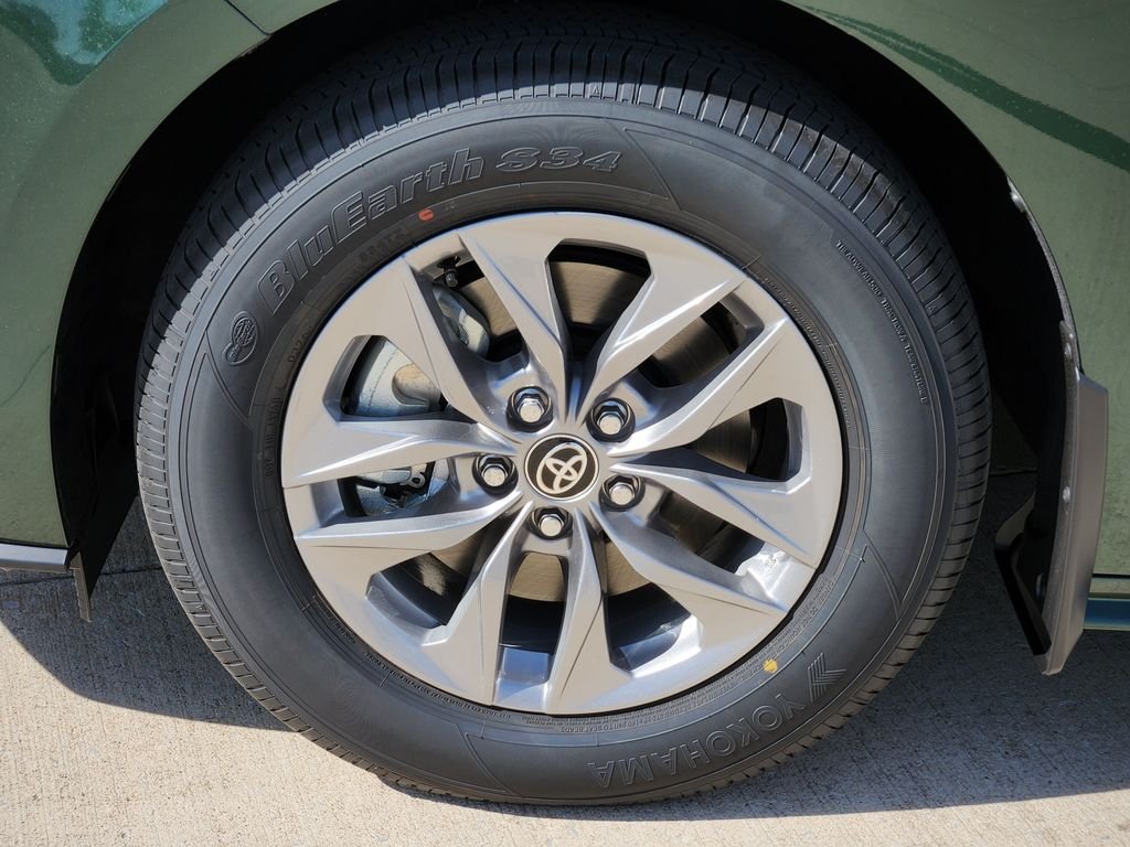 New 2026 Cypress Toyota  XLE image 10