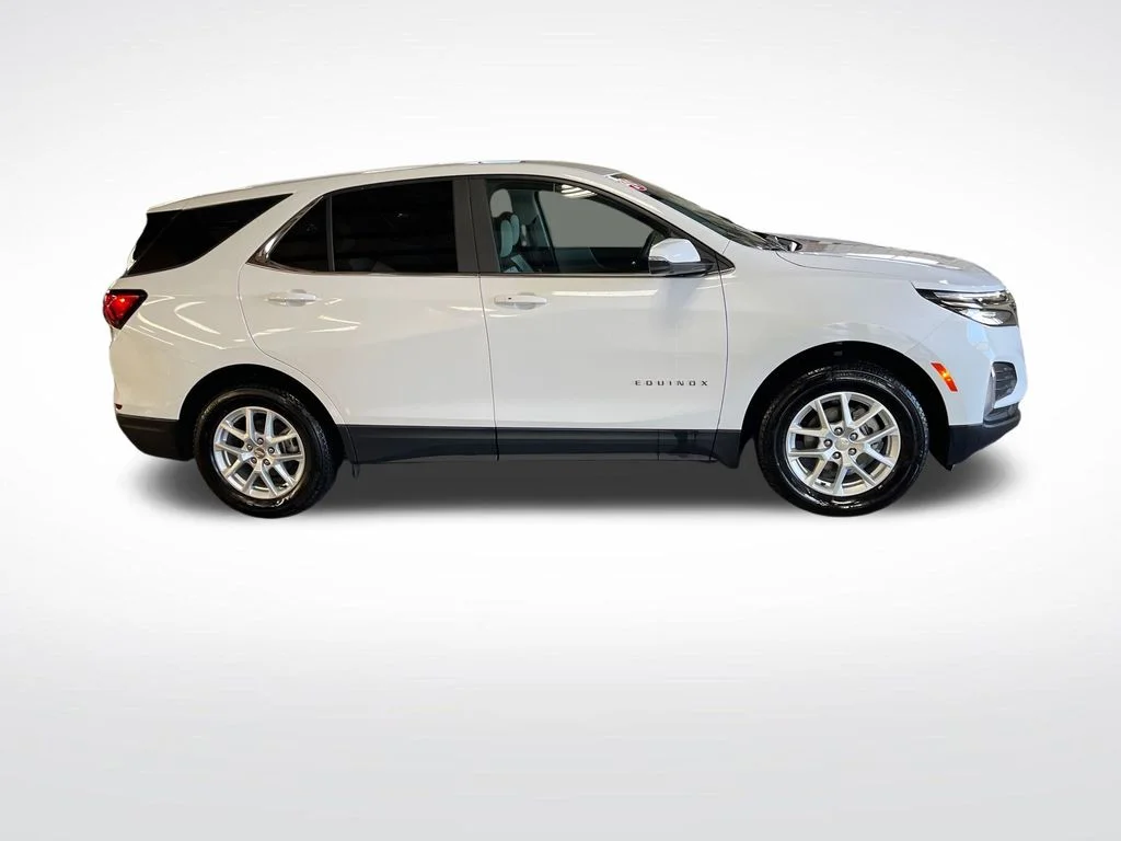 Used 2024 White Chevrolet LT image 7