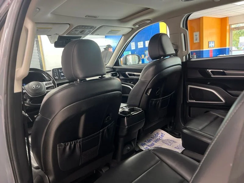 Used 2020 Silver Kia S image 15