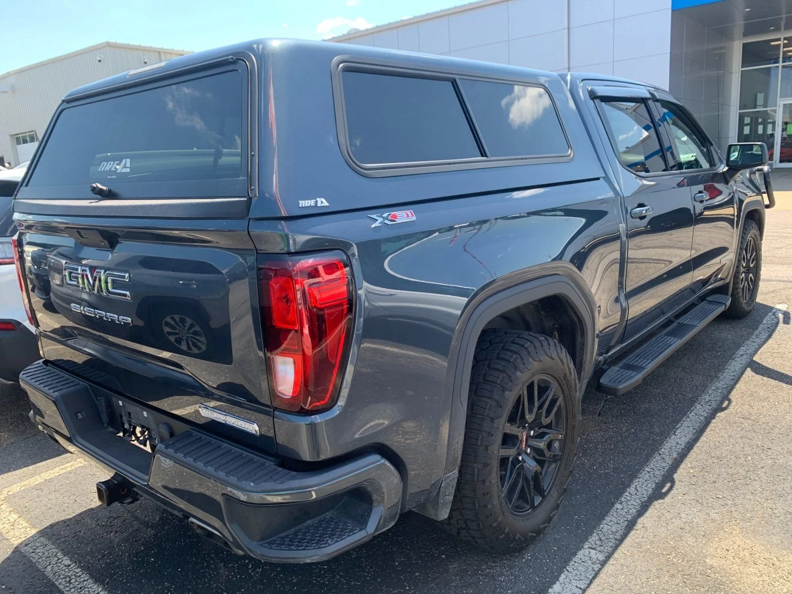 Used 2021 DARK SKY METALLIC GMC Elevation image 2