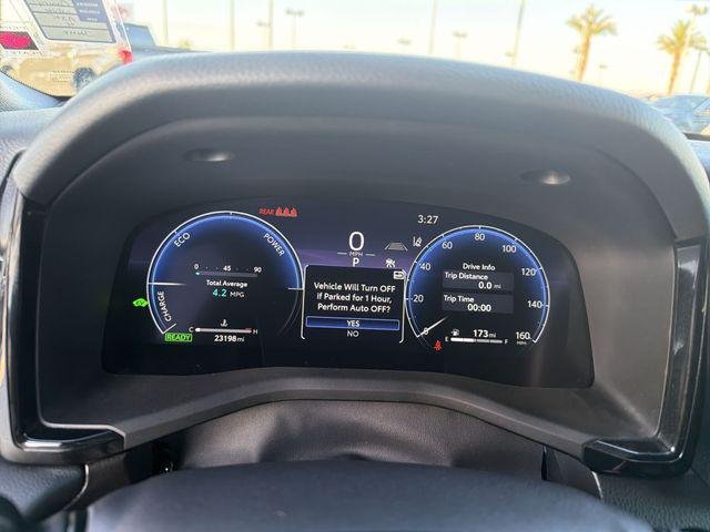 Certified Used 2025 WIND CHILL PEARL Toyota  image 12