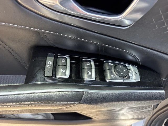Used 2023 Gray Kia SX image 21