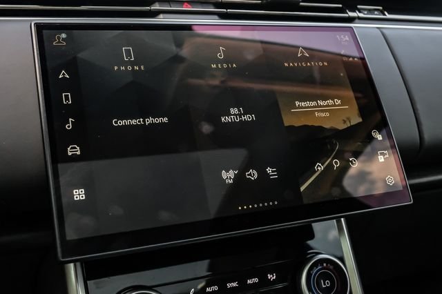 Used 2022 Gray Land Rover First Edition image 38