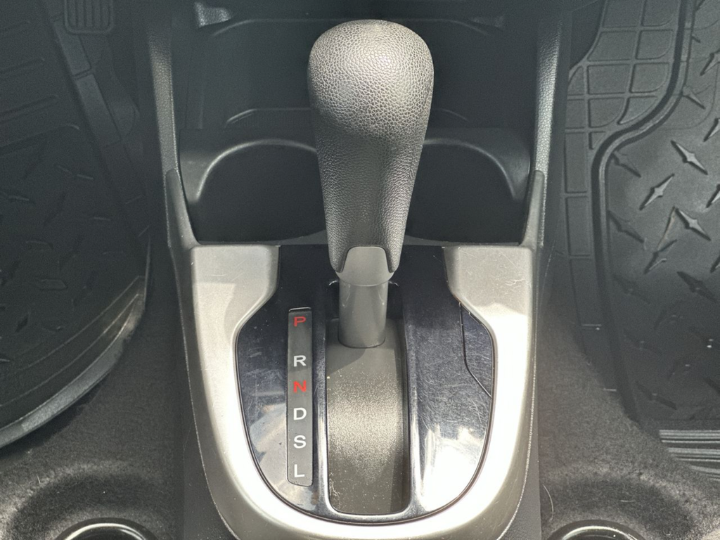 Used 2015  Honda LX image 27