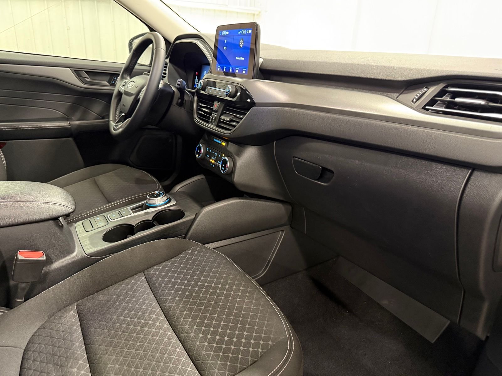 Used 2023 Black Ford Active image 23