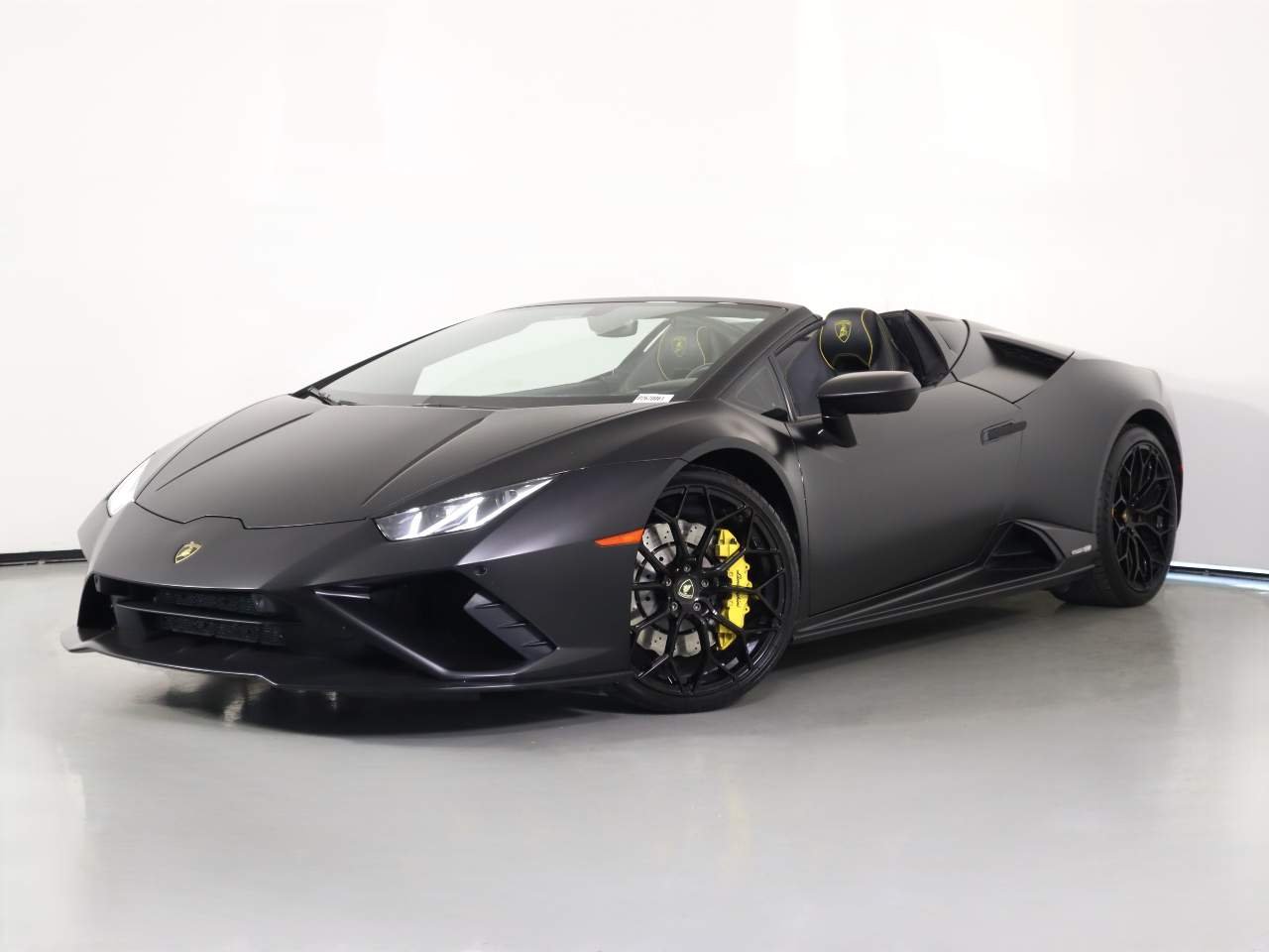 2022 Lamborghini Huracan EVO Spyder's photo