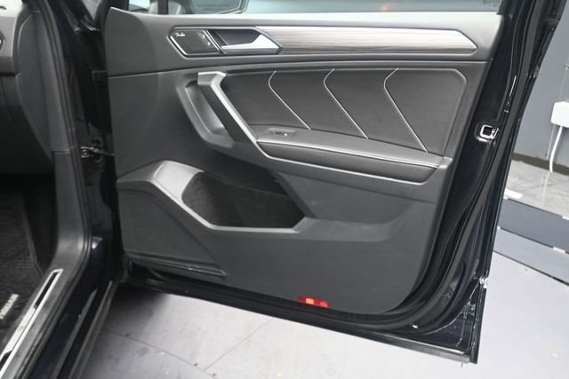 Used 2024 Deep Black Pearl Volkswagen 2.0T SEL R-Line image 19