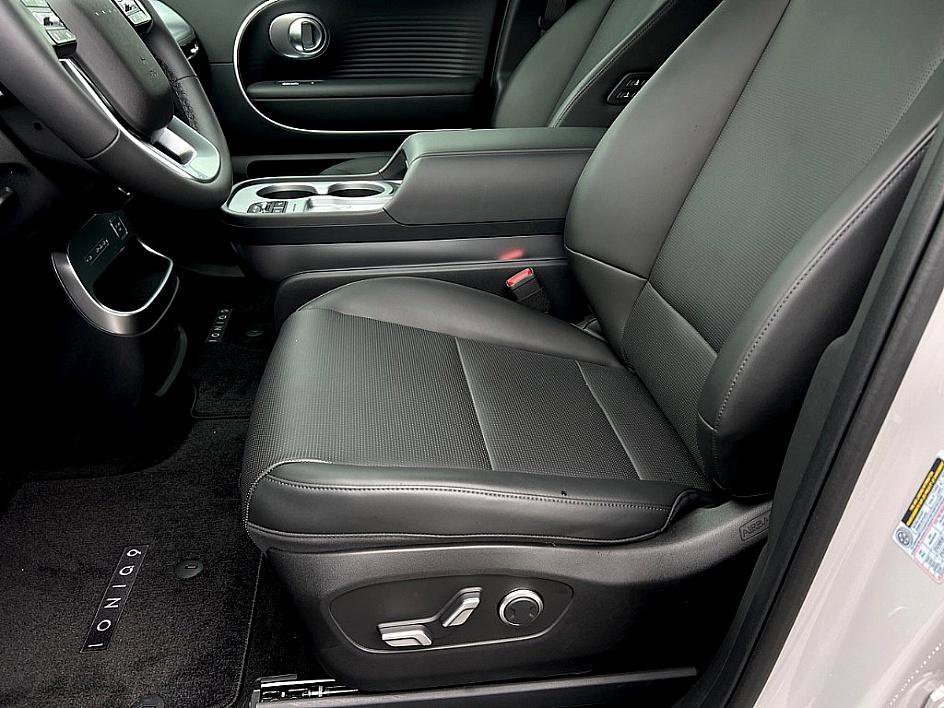 2026 Hyundai IONIQ 9 SEL - Photo 9