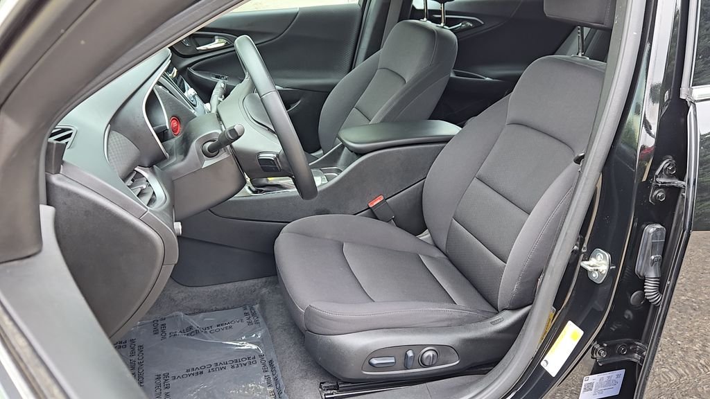 Used 2024 Black Chevrolet RS image 6