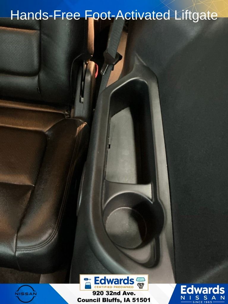 Used 2017 Silver Ford XLT image 17