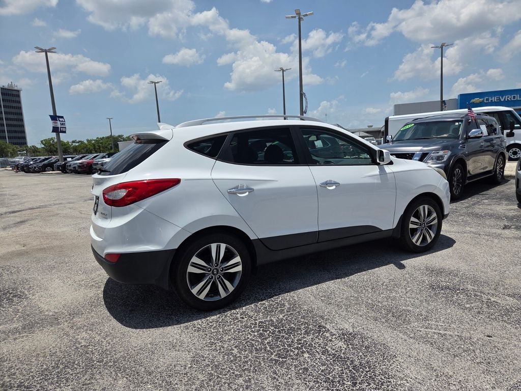 Used 2015 White Hyundai Limited image 14