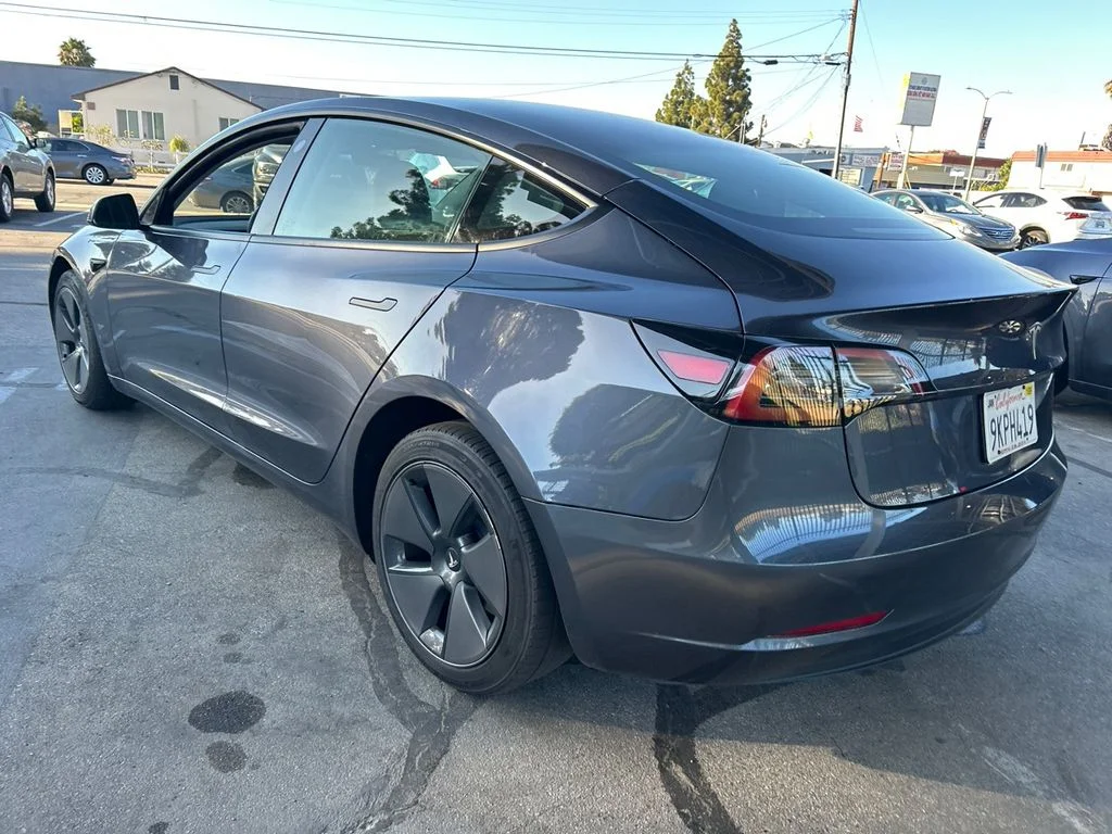 Used 2023 Midnight Silver Metallic Tesla Base image 4