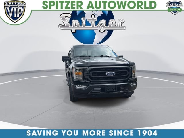Used 2023 Agate Black Metallic Ford XLT image 3