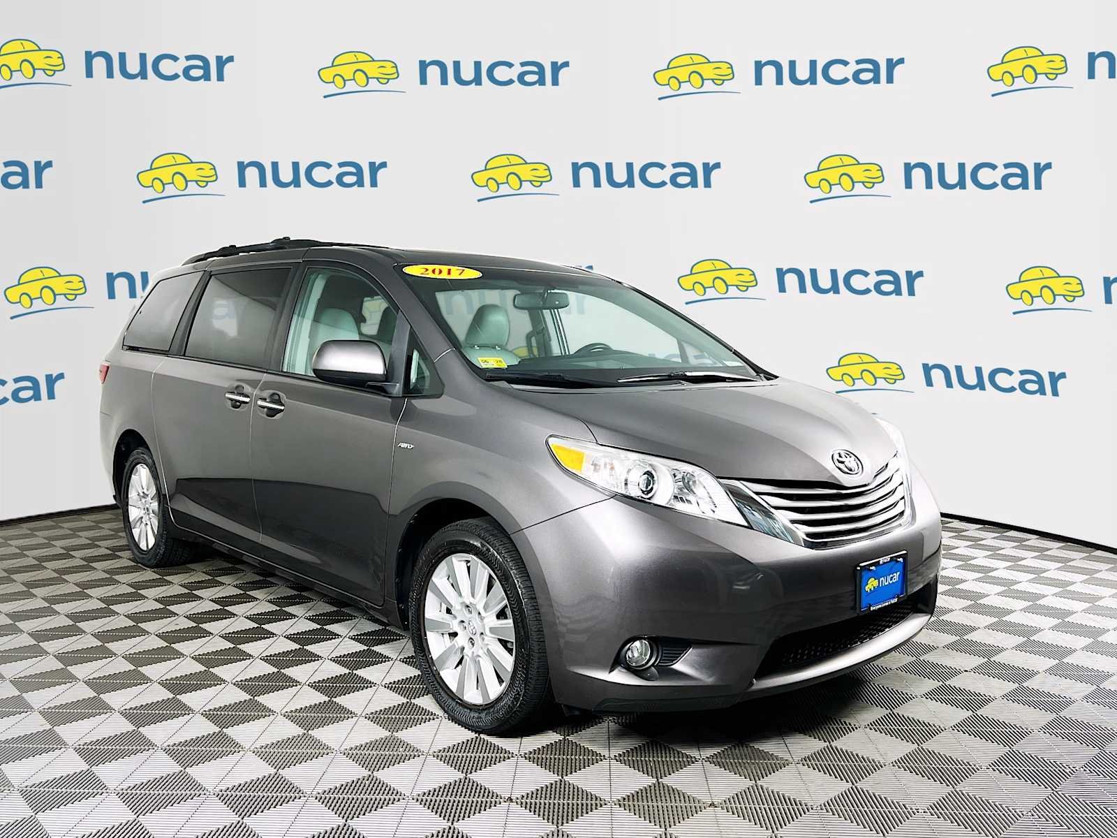 2017 Toyota Sienna XLE