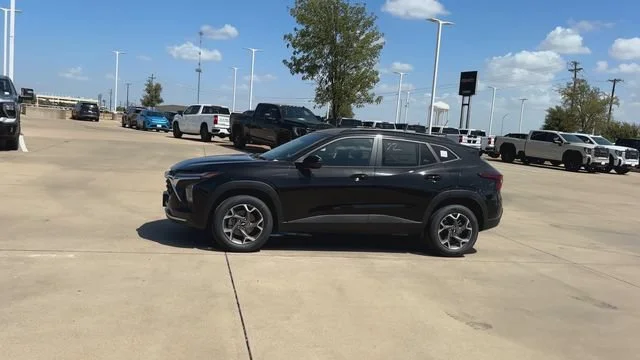 2026 Chevrolet Trax LT - Photo 6