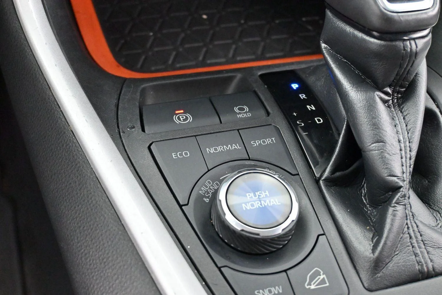 Used 2022 Midnight Black Metallic Toyota Adventure image 20