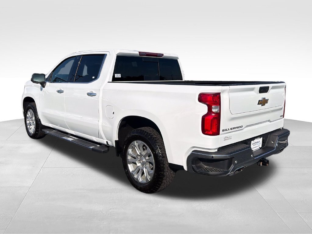 Used 2024 White Chevrolet LTZ image 3