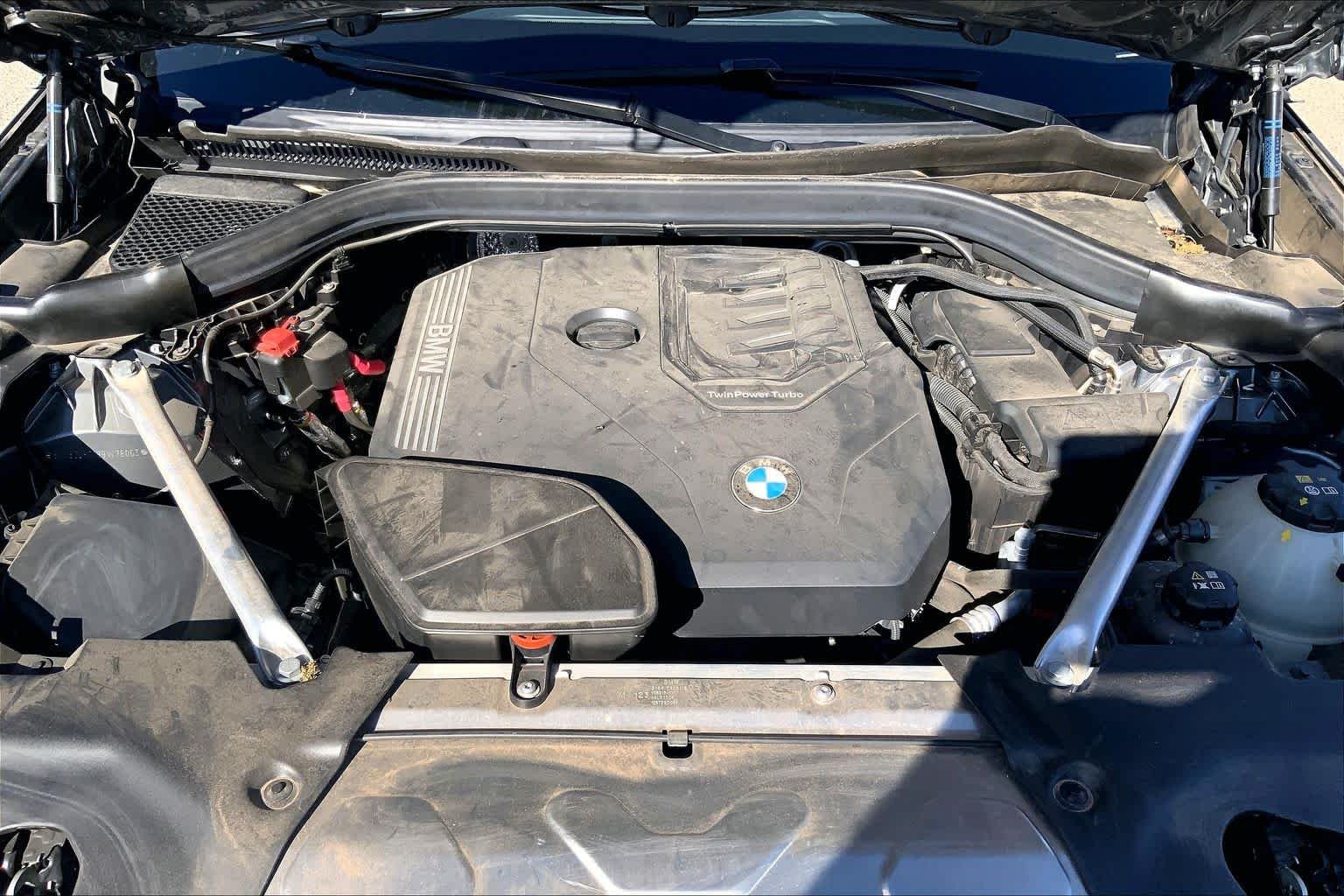 Used 2024 Skyscraper Grey Metallic BMW xDrive30i image 31