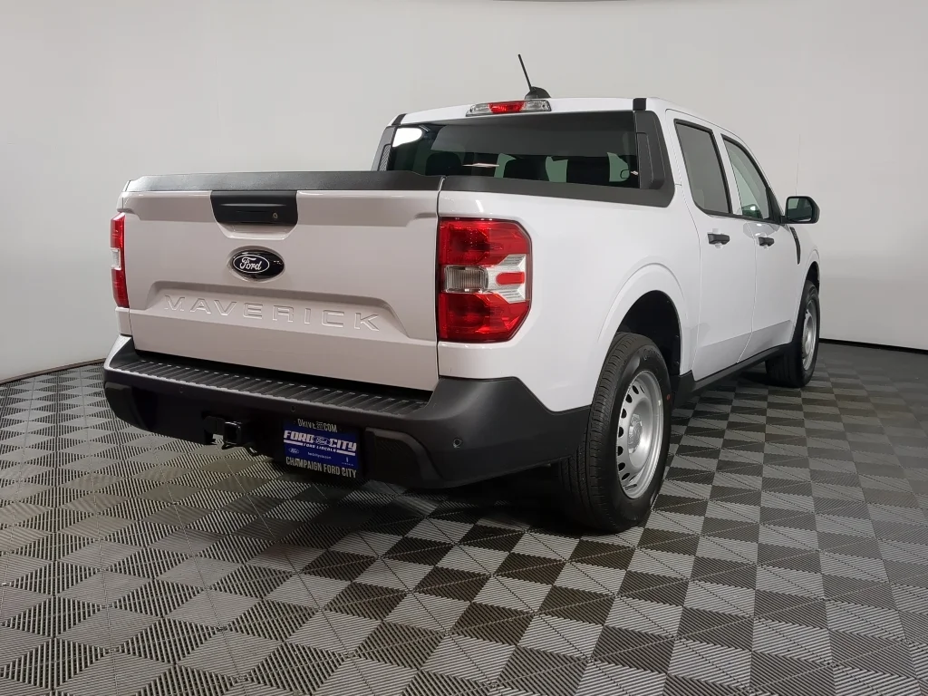 New 2026 Oxford White Ford XL image 9