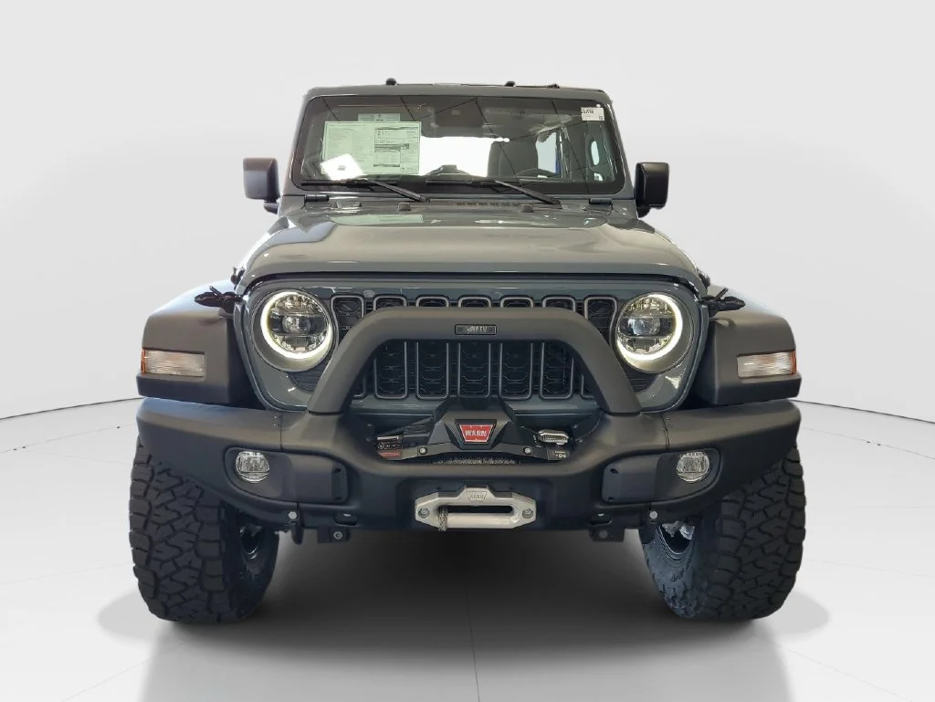 New 2025 Anvil Clear-Coat Exterior Paint Jeep Sport S image 9