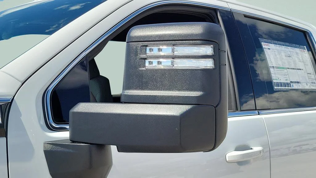 New 2026 Summit White GMC SLE image 11
