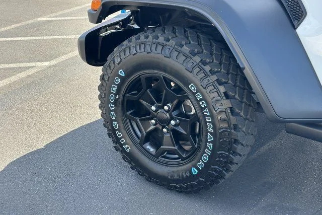 Used 2023 White Jeep Willys 4xe image 10