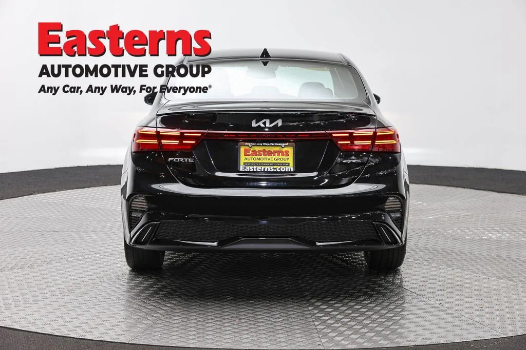 Used 2023 Black Kia GT-Line image 6