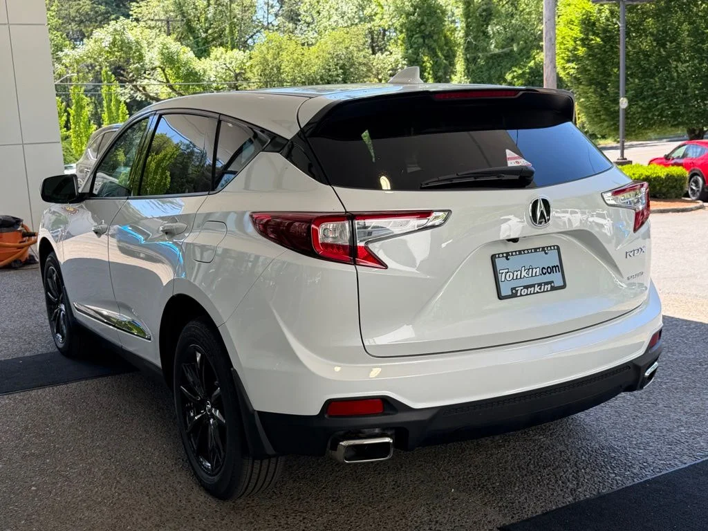 New 2026 Platinum White Pearl Acura SH-AWD image 5