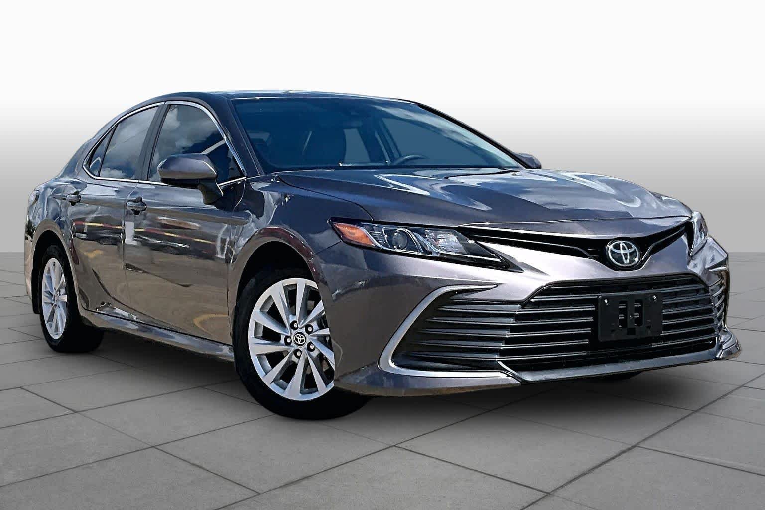 Used 2024 Predawn Gray Mica Toyota LE image 3