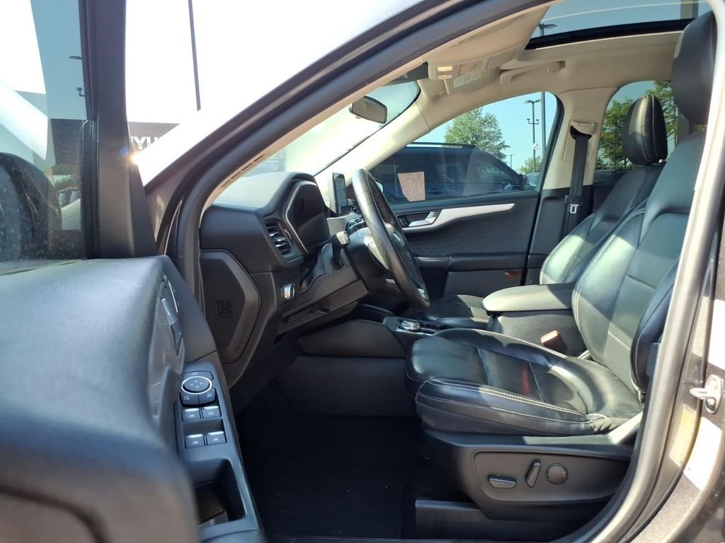 Used 2020 Gray Ford SEL image 14