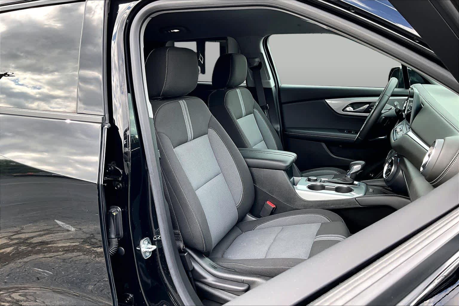 Used 2023 Black Chevrolet LT image 9