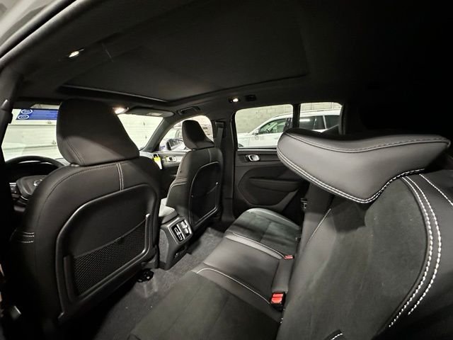 New 2026 Gray Volvo B5 Ultra Black Edition image 14
