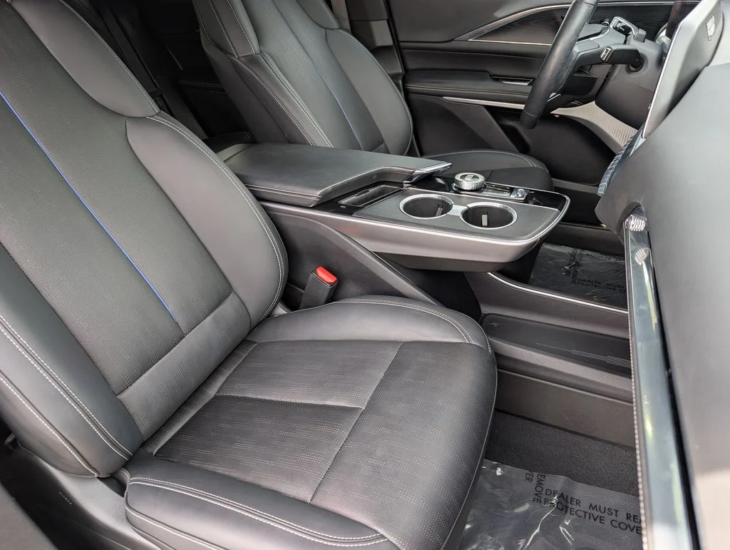 Used 2024 Black Metallic Cadillac Luxury image 21