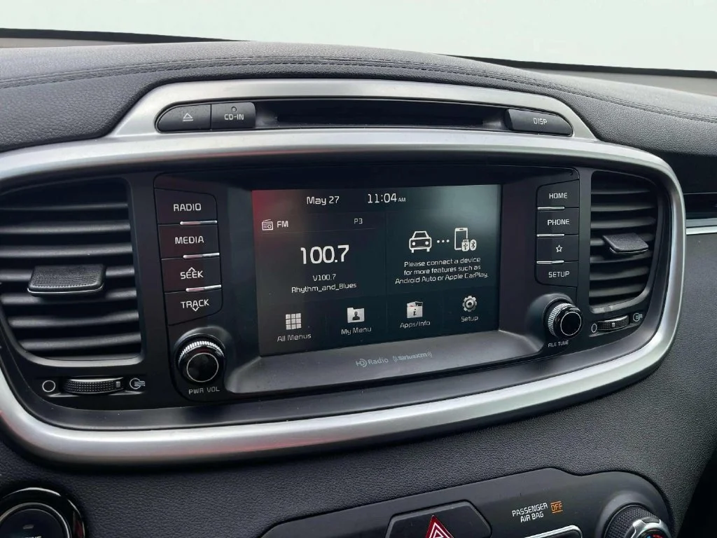 Used 2019 Ebony Black Kia EX image 11