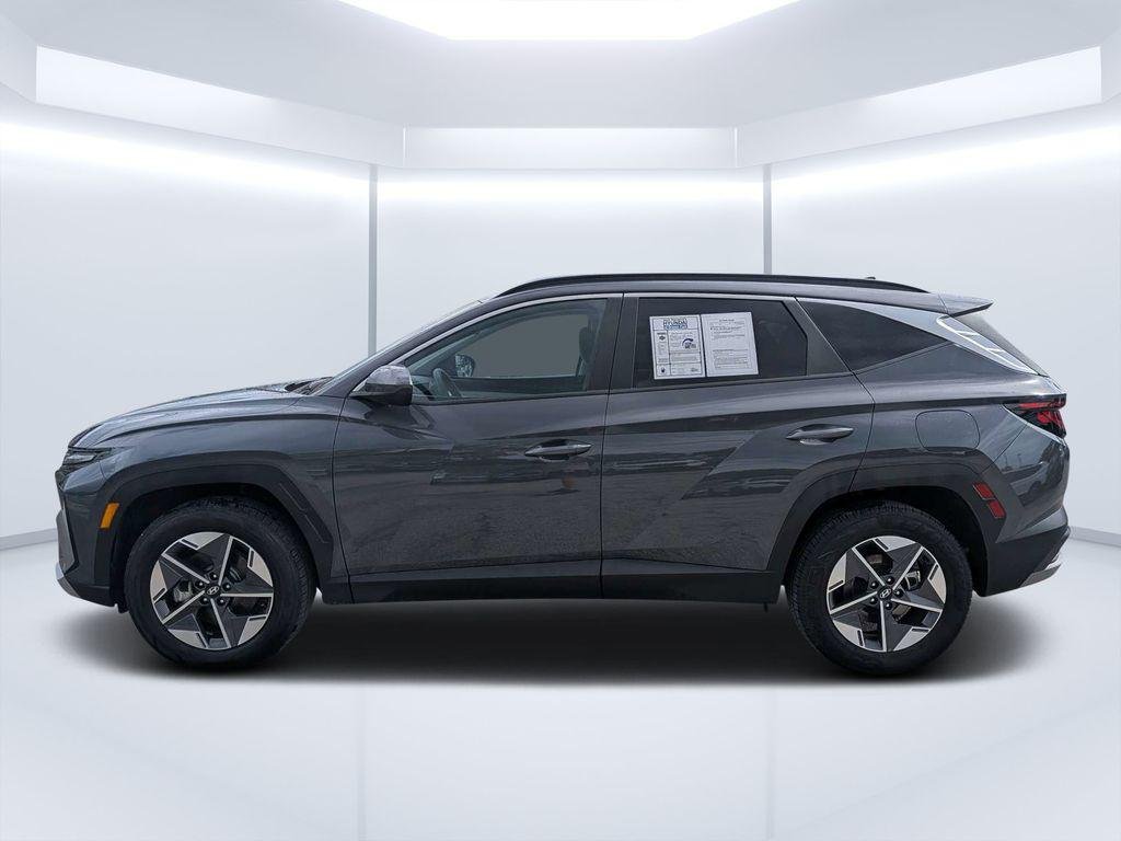 New 2025 Gray Hyundai SEL AWD image 6