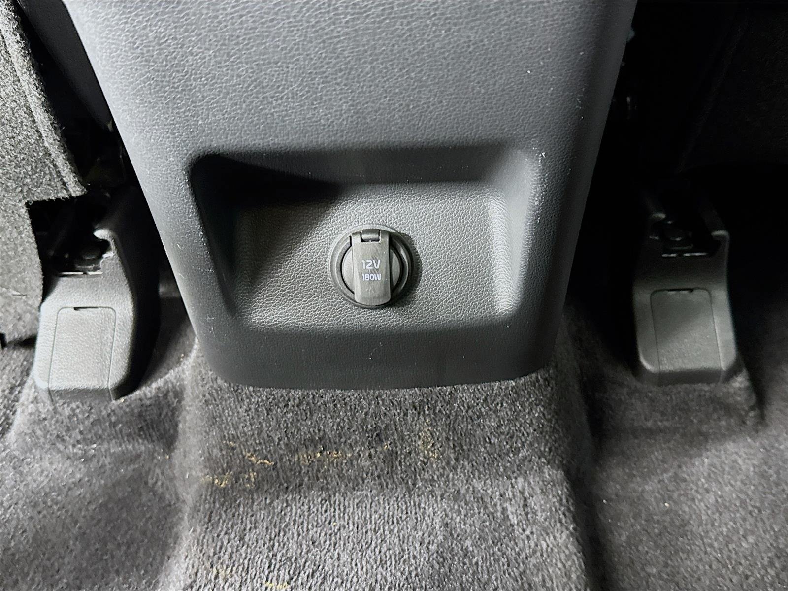 Used 2021 Everlasting Silver Kia SX image 28