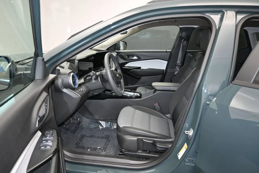 Certified Used 2025 Cypress Chevrolet LT image 23