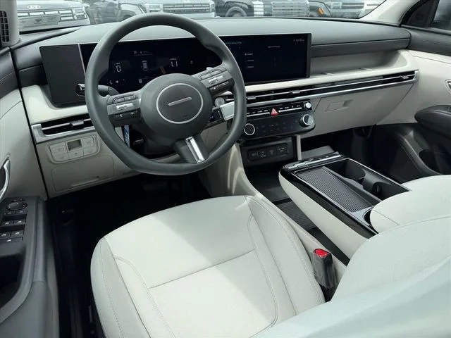 Used 2026 White Hyundai SEL image 6