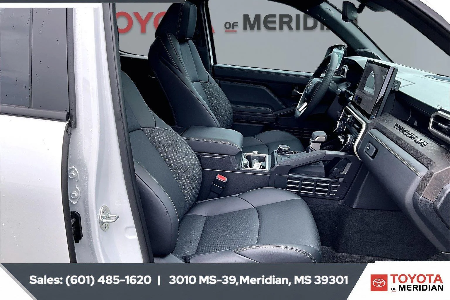 Used 2026 Wind Chill Pearl Toyota Limited HV image 6