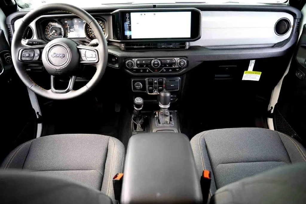 New 2024 White Jeep Sport S image 20