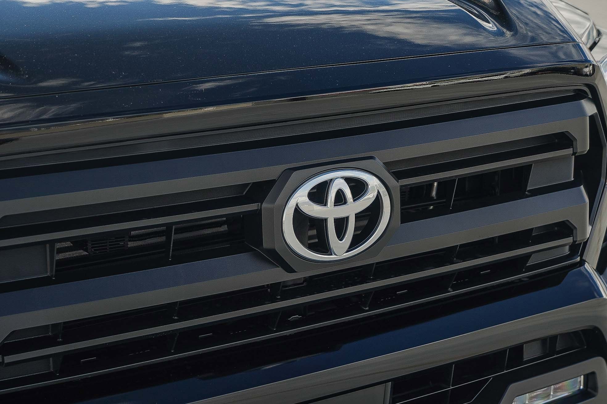 New 2026 Black Toyota SR5 image 9