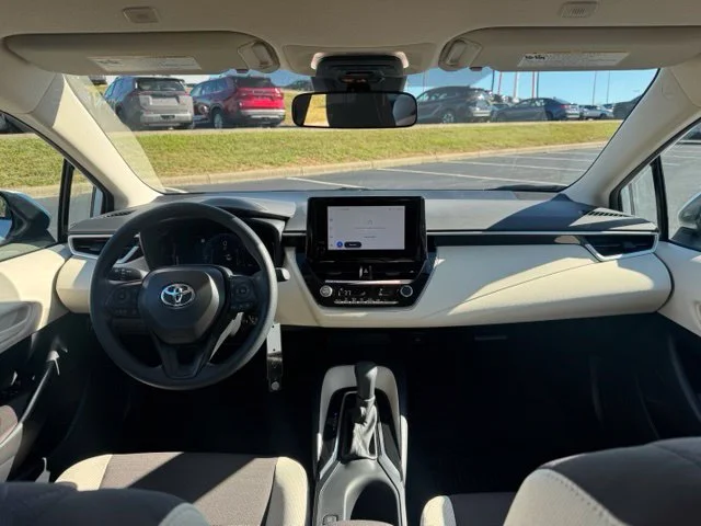 New 2027 Wind Chill Pearl Toyota LE image 17