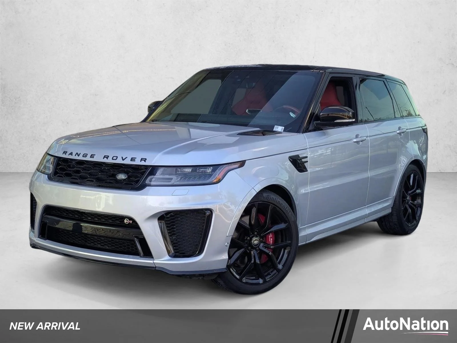 Used 2022 Silver/Gray Land Rover SVR image 1