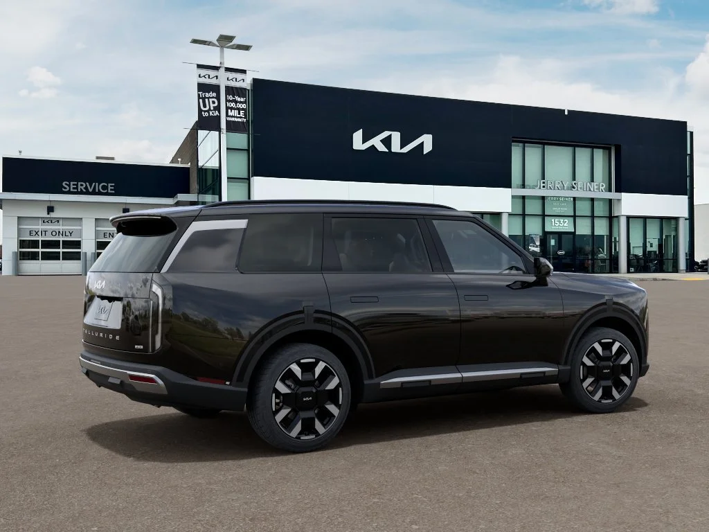 New 2027 Ebony Black Kia S image 6