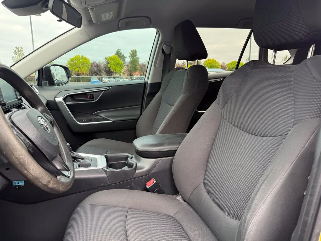 Used 2019 Silver Sky Metallic Toyota LE image 9