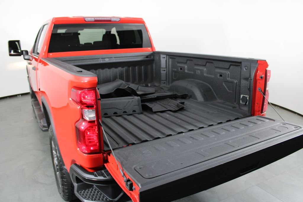 Used 2024 Red Chevrolet Custom image 15